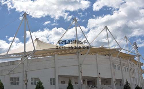 為了保證穩(wěn)定性安全性膜結(jié)構必須進行荷載分析