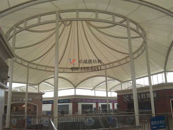 濰坊市膜結(jié)構(gòu)商場(chǎng)頂蓋【生產(chǎn)廠家】濰坊市步行街入口大門膜結(jié)構(gòu)遮陽棚公司