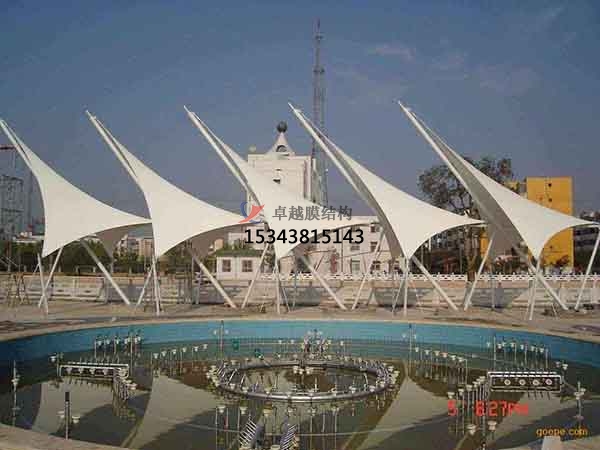 連云港景觀<font color='red'>張拉膜結(jié)構(gòu)</font>遮陽棚【生產(chǎn)廠家】