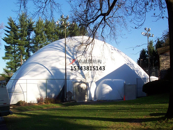 內(nèi)江氣膜結構【充氣膜結構體育館施工安裝】