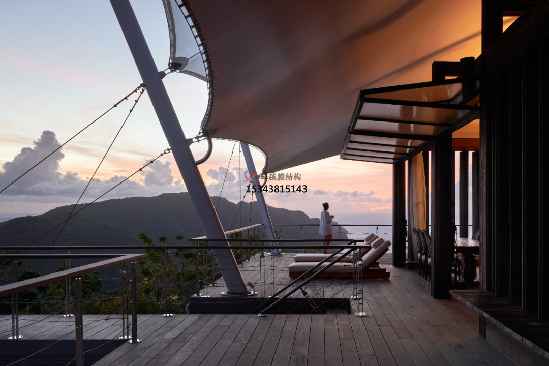 “<font color='red'>張拉膜結(jié)構(gòu)</font>” 過時了？不，是升級了！