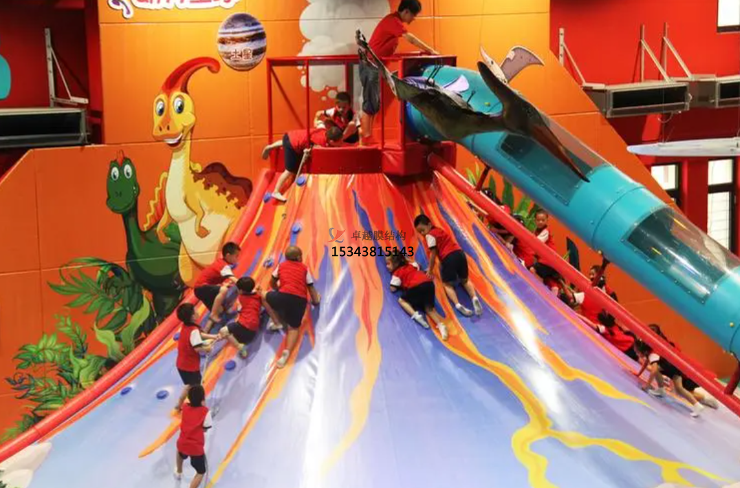 膜結構的火山攀巖有何特點和優(yōu)勢？