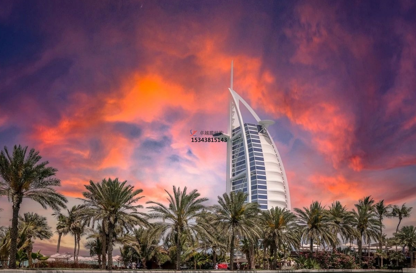 海口商業(yè)廣場(chǎng)膜結(jié)構(gòu)——?？谀そY(jié)構(gòu)公司專業(yè)廠家