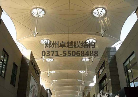 重慶張拉膜遮陽(yáng)棚生產(chǎn)廠家設(shè)計(jì)施工【重慶三峽學(xué)院張拉膜遮陽(yáng)棚】等項(xiàng)目